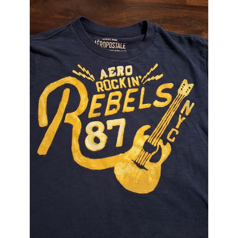 AERO Rockin Rebel 87 NYC Graphic T-Shirt. Size Small